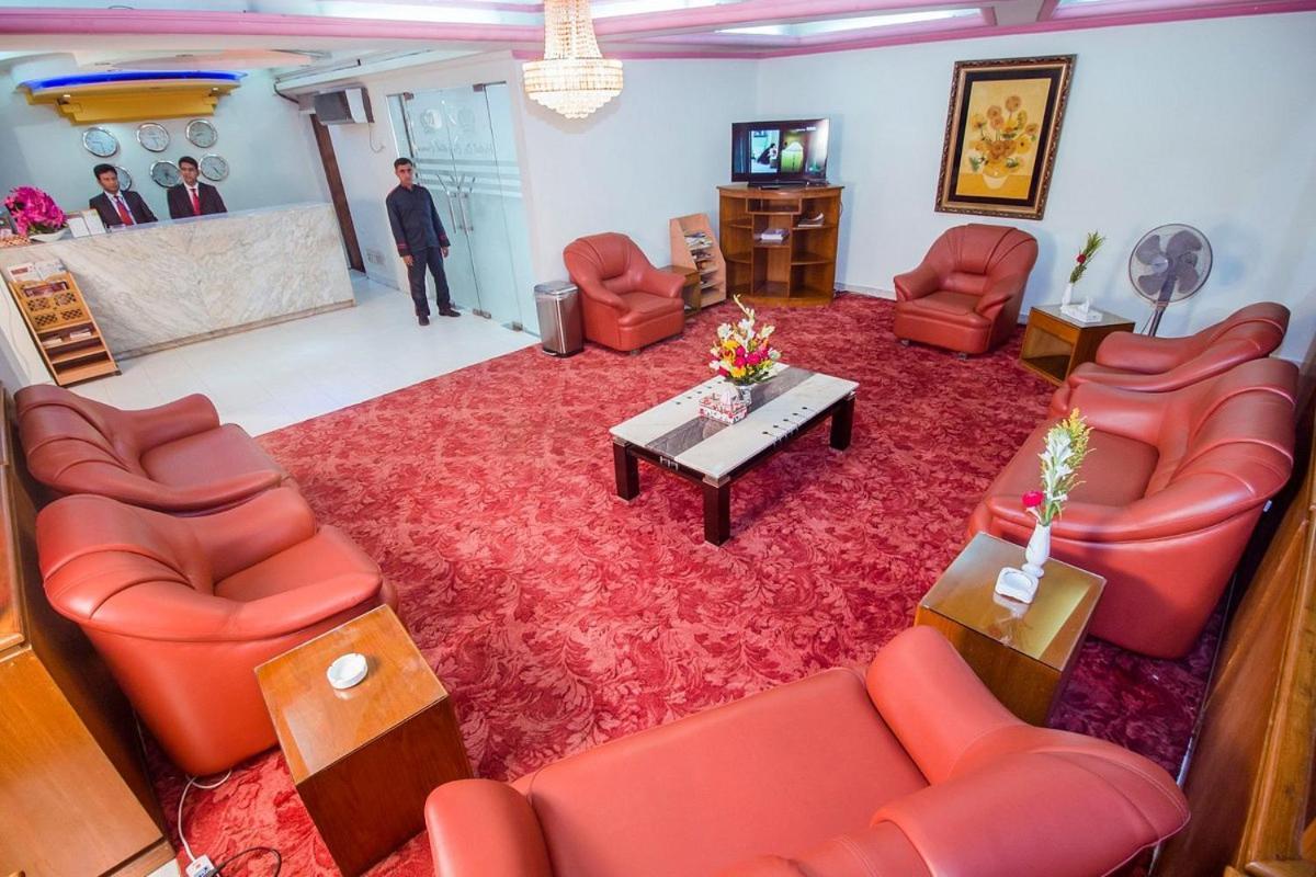 Hotel De Crystal Crown Дакка Экстерьер фото